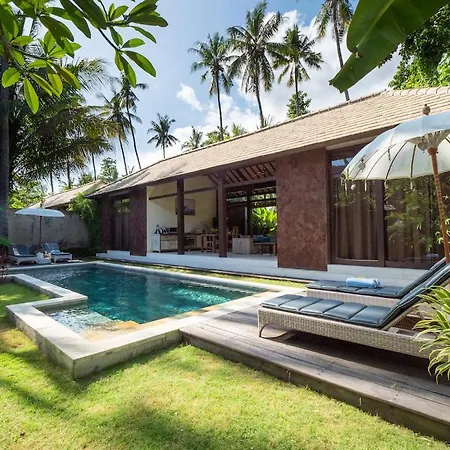 Ruby Romance Oceanside Villas