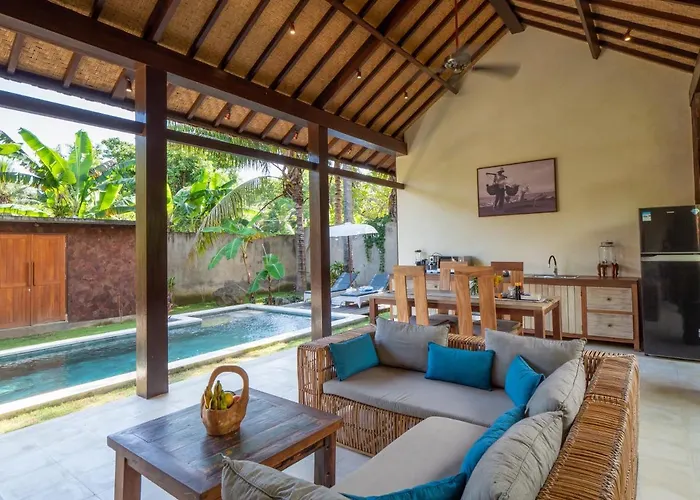 Villa Ruby Romance Oceanside *