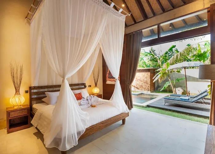 Ruby Romance Oceanside Villa